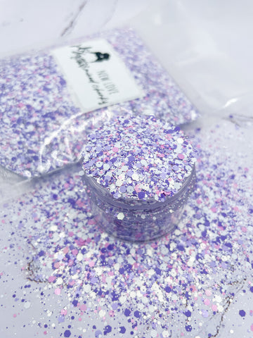 Crushed Ice White Iridescent Extra Fine Glitter – GlitterDippedSips